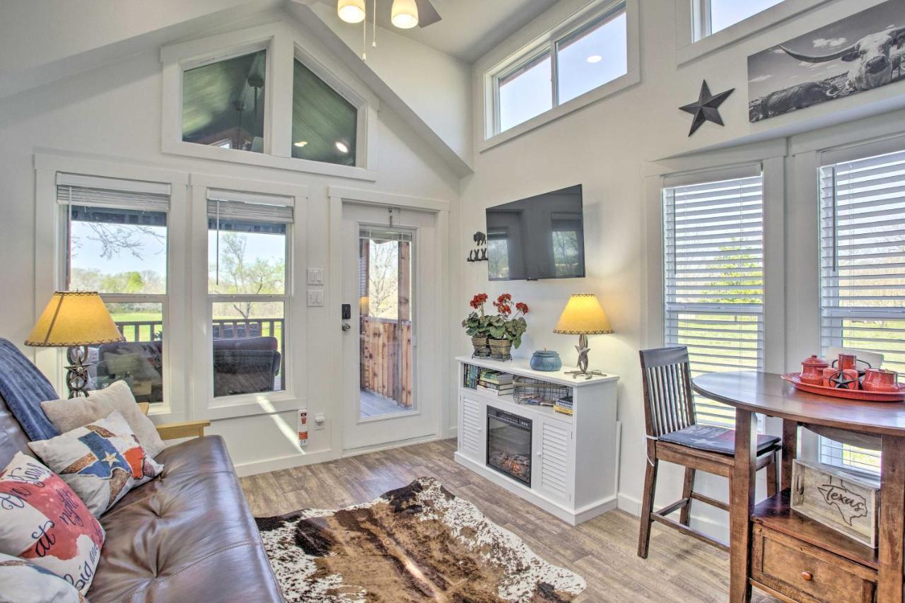 Cozy Mckinney Tiny Home With Porch And Fire Pit! Exterior foto